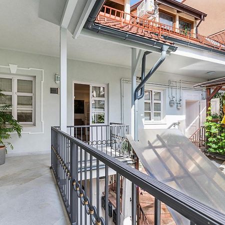 Krone Apartment Brasov Bagian luar foto